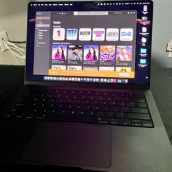 Apple Laptop 14” M4!!!!