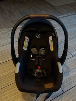 Maxi cosi tayla car seat