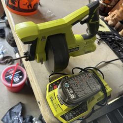 RYOBI DRAIN DRILL WITH BATTERY AND CHARGER