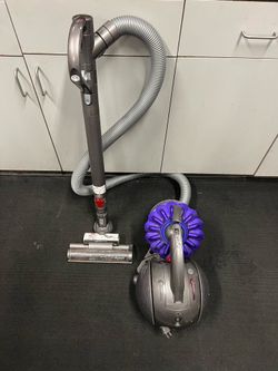 Vacuum Dyson DC 39