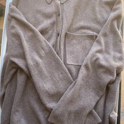 Women’s GAP Sweater