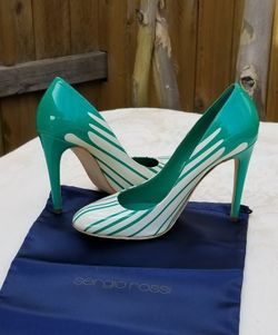 SERGIO ROSSI designer pumps heels Sz 38