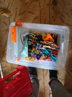 Miscellaneous Legos And Kinex Toys