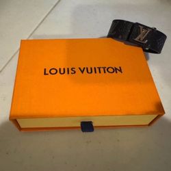 Lv Bracelet 