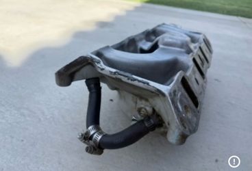 289 302 SBF Vintage Elderbrock Intake F4B Manifold