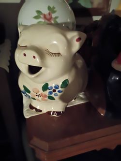 1960s pig pitcher (signed)