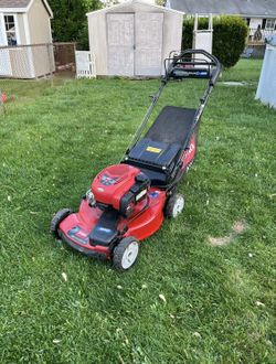 Toro Lawn Mower *ALL WHEEL DRIVE*