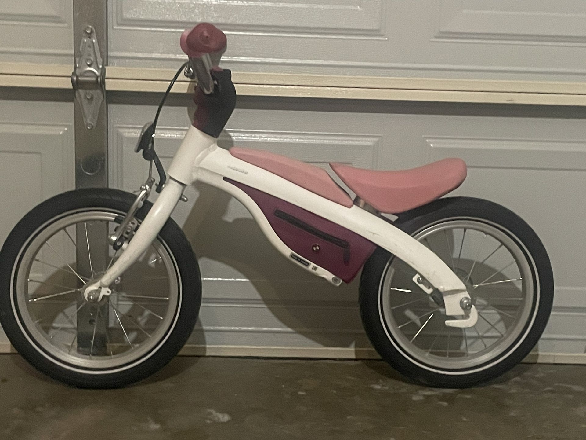 Kids bicycles