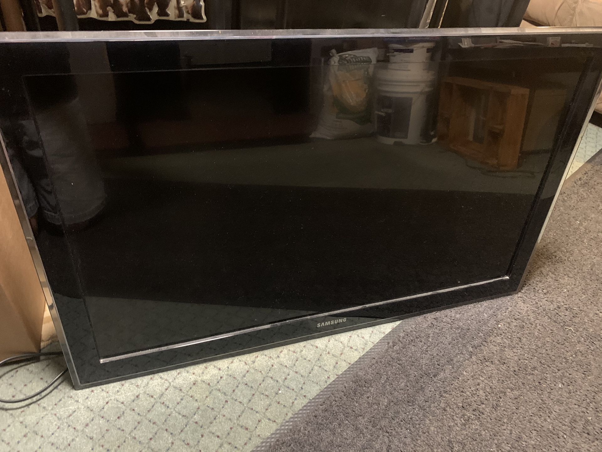 42” SAMSUNG