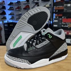AIR JORDAN 3 RETRO “GREEN GLOW” SIZE 8.5