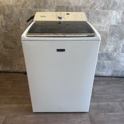 Maytag wadher laundry