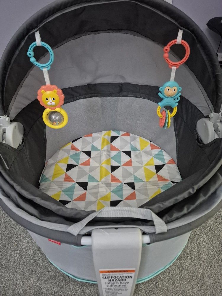 Fisher-Price Portable Bassinet For Travel