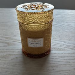 La Jolie Muse Candle