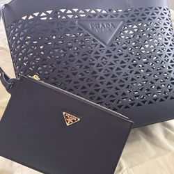 Prada Cut Out Leather Shopping Tote Bag Black