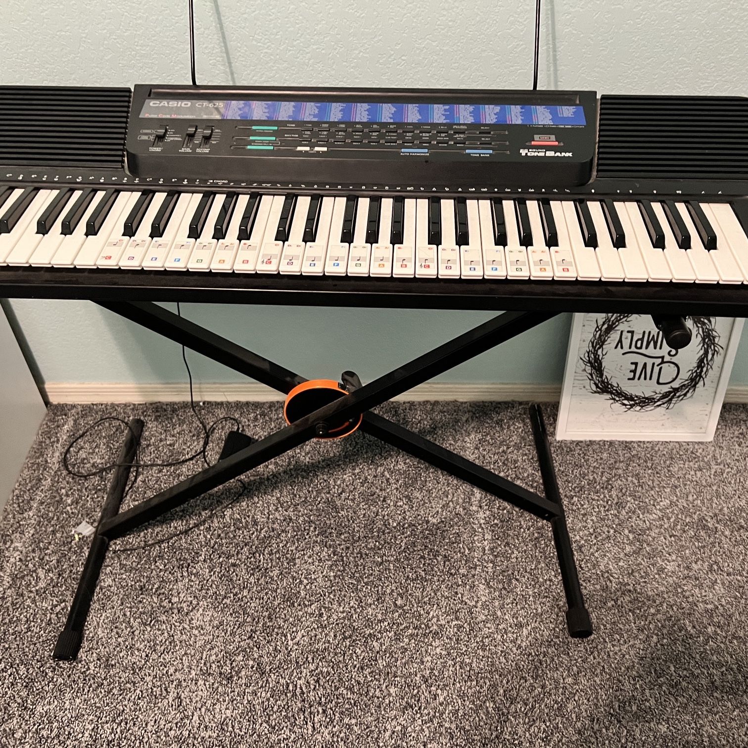 Casio CT 625 Keyboard With Stand And Stool for Sale in Chandler 