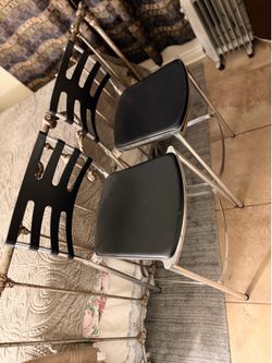 Bar stools chairs