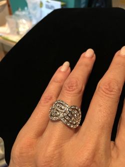 Women’s ring size 6