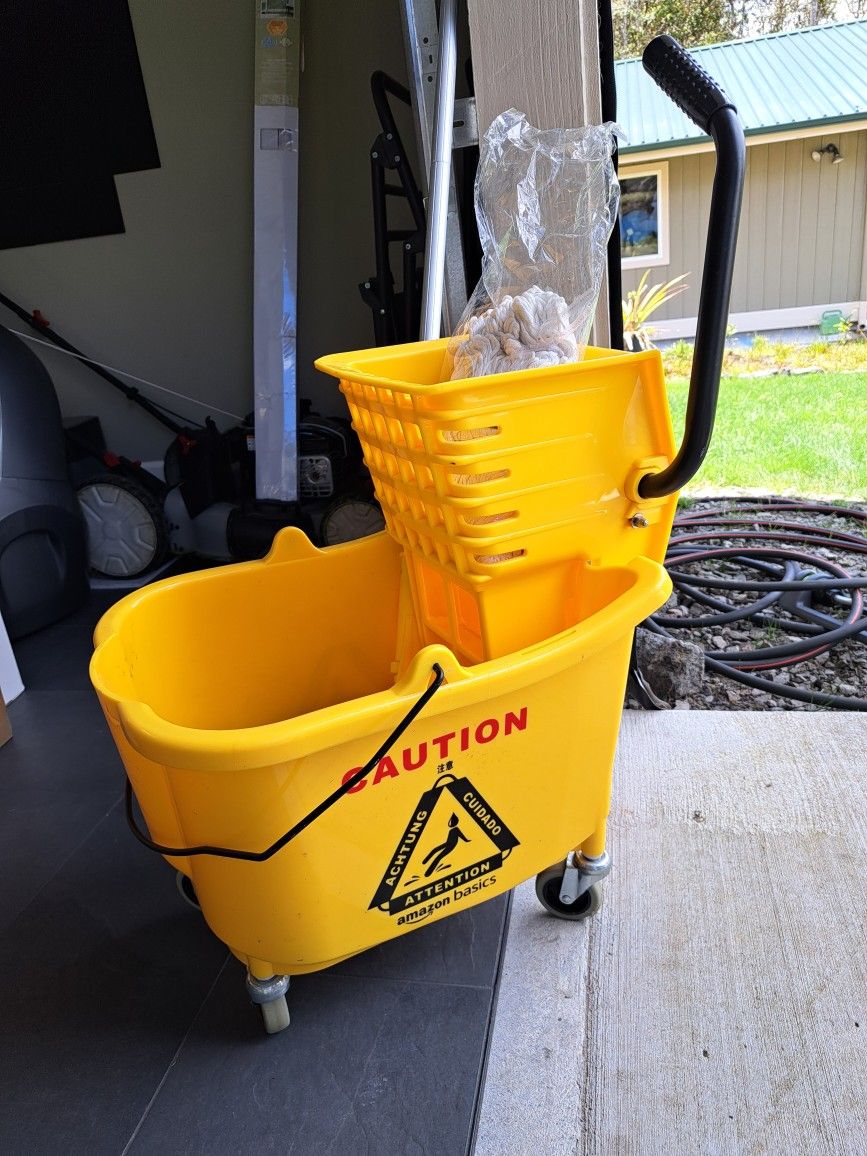 Commercial Mop Bucket W/Mop