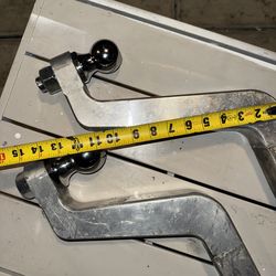 Alum hitch 8/10 inch drop