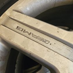 Mercedes Benz 19 Inch AMG Rims & Tires