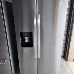 Whirlpool Stainless Steel Refrigerator And Freezer