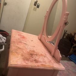 Free vanity very dirty