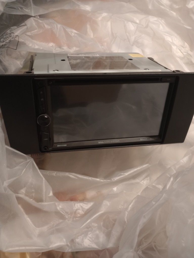 BOSS Double Den Car Radio