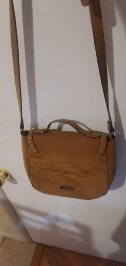 Brown leather crossbody bag