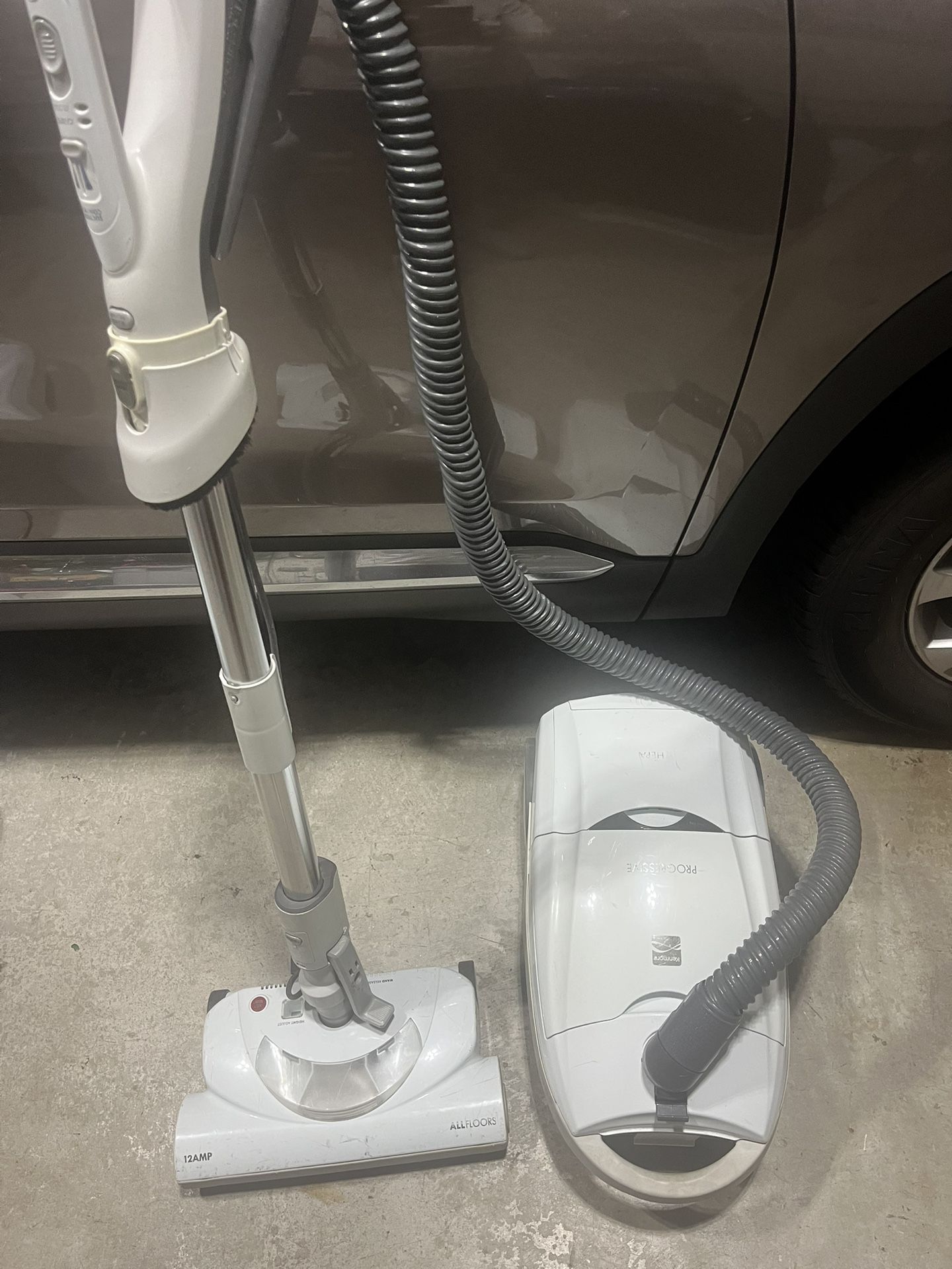 Kenmore canister vacuum cleaner