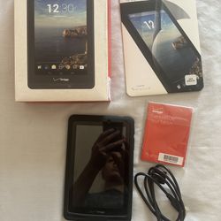 Verizon Ellipsis 7 Tablet with Accessories