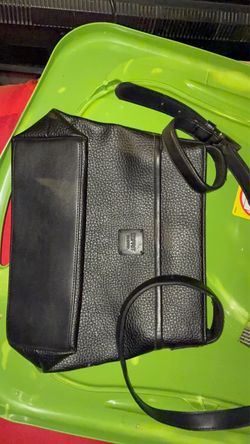 Black shoulder bag