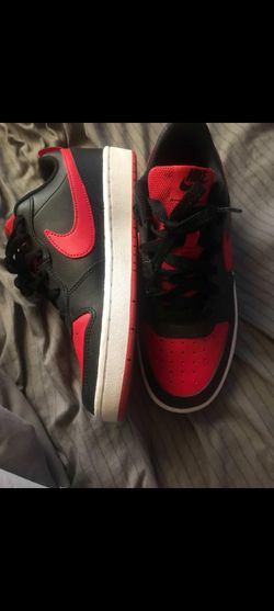 Nikes size 6.5