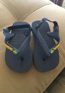 Baby/toddler Havaianas size USA 6.