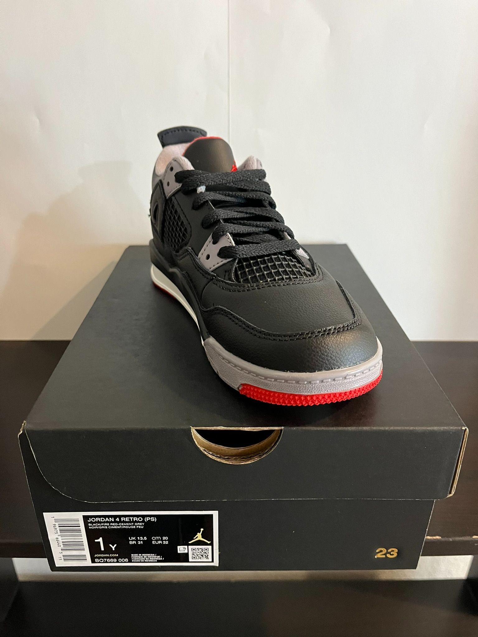 DS Jordan Bred Reimaged 4s Preschool Sz1Y
