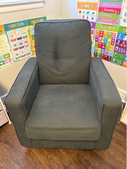 Rocking/swivel chair