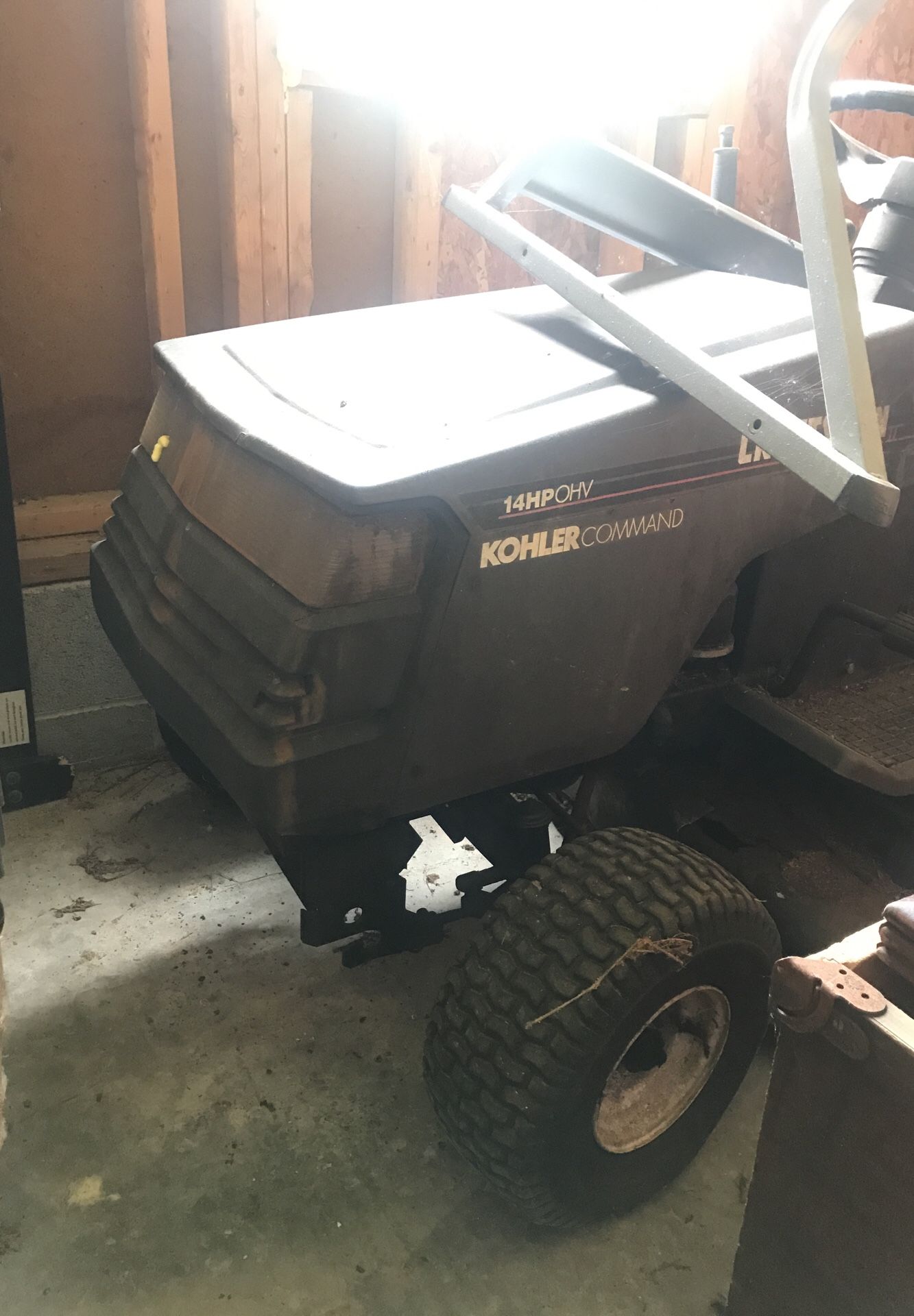 Craftsman 14 hp riding mower 6speed 42 inch deck *Read Description*