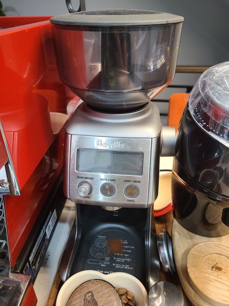 Breville BCG820BSSXL Smart Grinder Pro Coffee Bean Grinder for Sale in