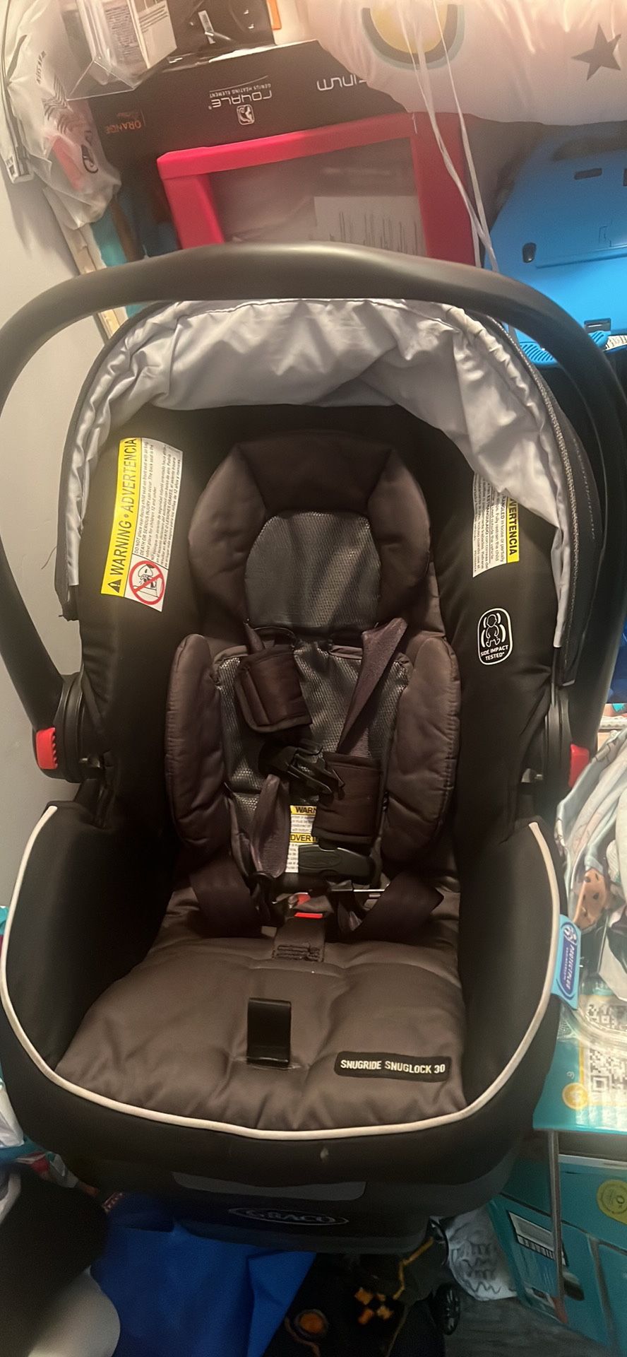 Graco Infant car seat 