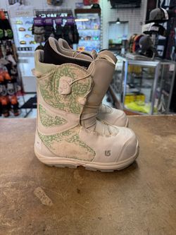 Burton size 4 snowboard boots certified with warranty located at Sin city snowboards