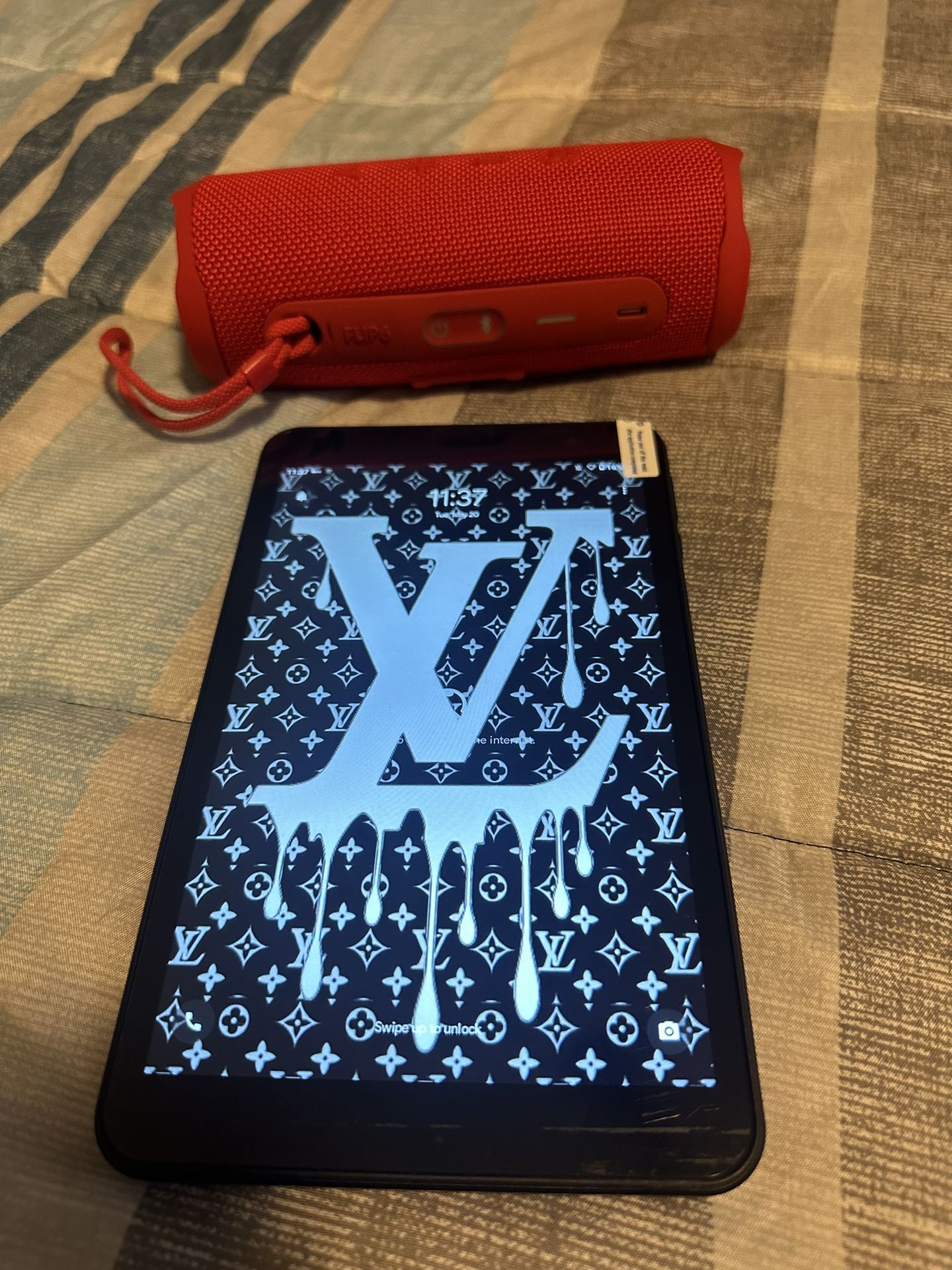 Tablet And Bluetooth Speaker Combo For $50!!!! Lots To Choose From