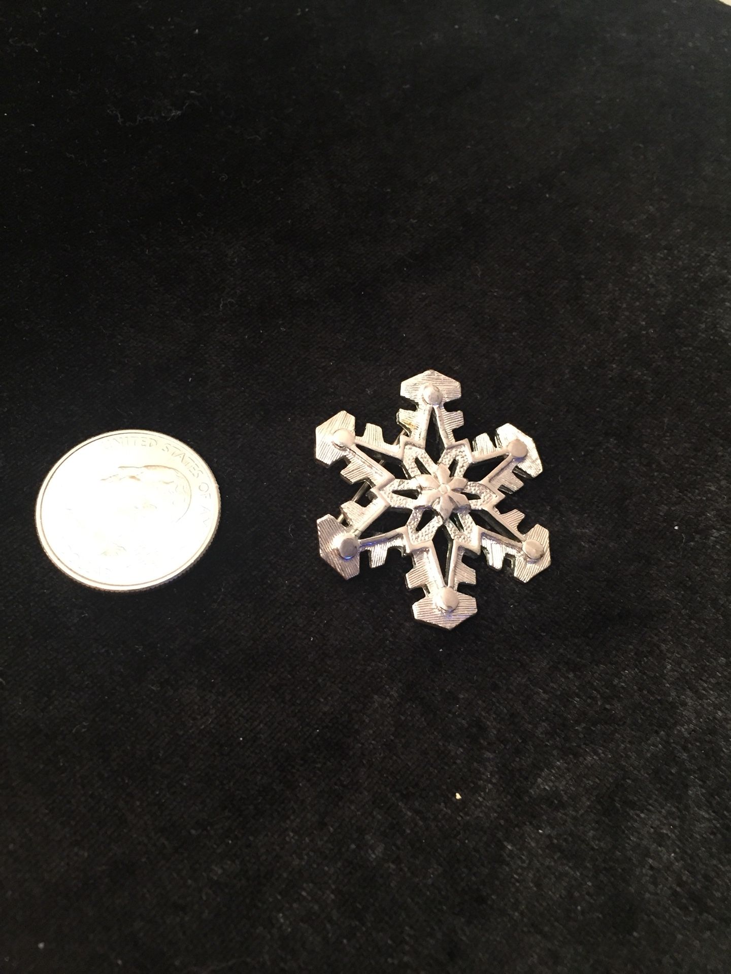 Vintage Metal Snowflake Pin