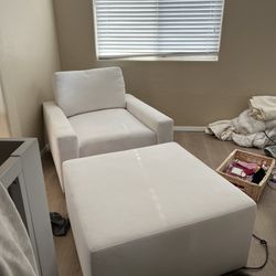 Restoration Hardware Huge White Maxwell Chair And Ottoman