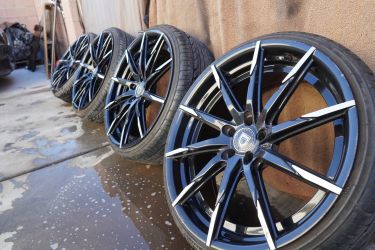 22 Inch LEXANI CONCAVE SPORT MACHINED LIP and Tires 🔥🔥 Asking $1899 Obo