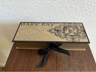 Mary kay mini perfumes