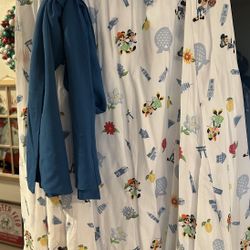 Disney Minnie Mouse Epcot Skirt