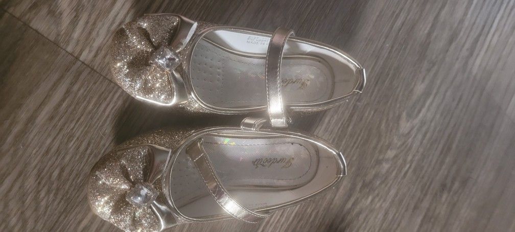 Girls Gold Glitter Dress Shoe Size 10