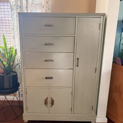 Vintage 1940s Art Deco Chifforobe