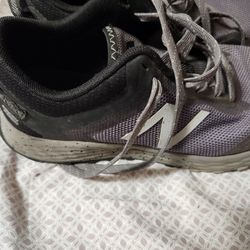 New Balance Tennis Shoes