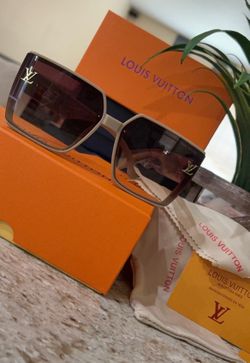 LV sunglasses 😎 🔥