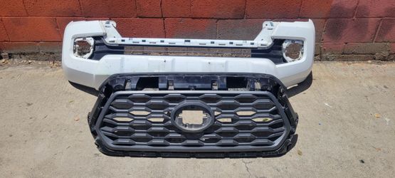 2016 up toyota tacoma front bumper and grille